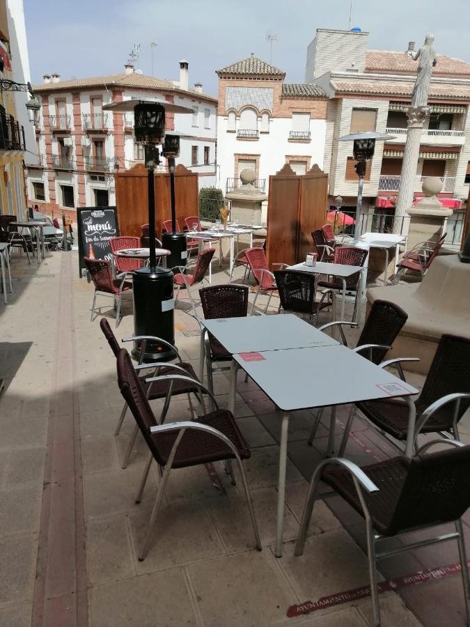 Arjona Hospedium Dlj Hostal Tematico Desde La Juderia מראה חיצוני תמונה
