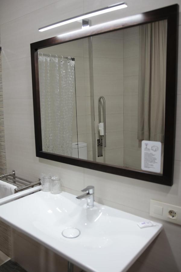 Arjona Hospedium Dlj Hostal Tematico Desde La Juderia מראה חיצוני תמונה