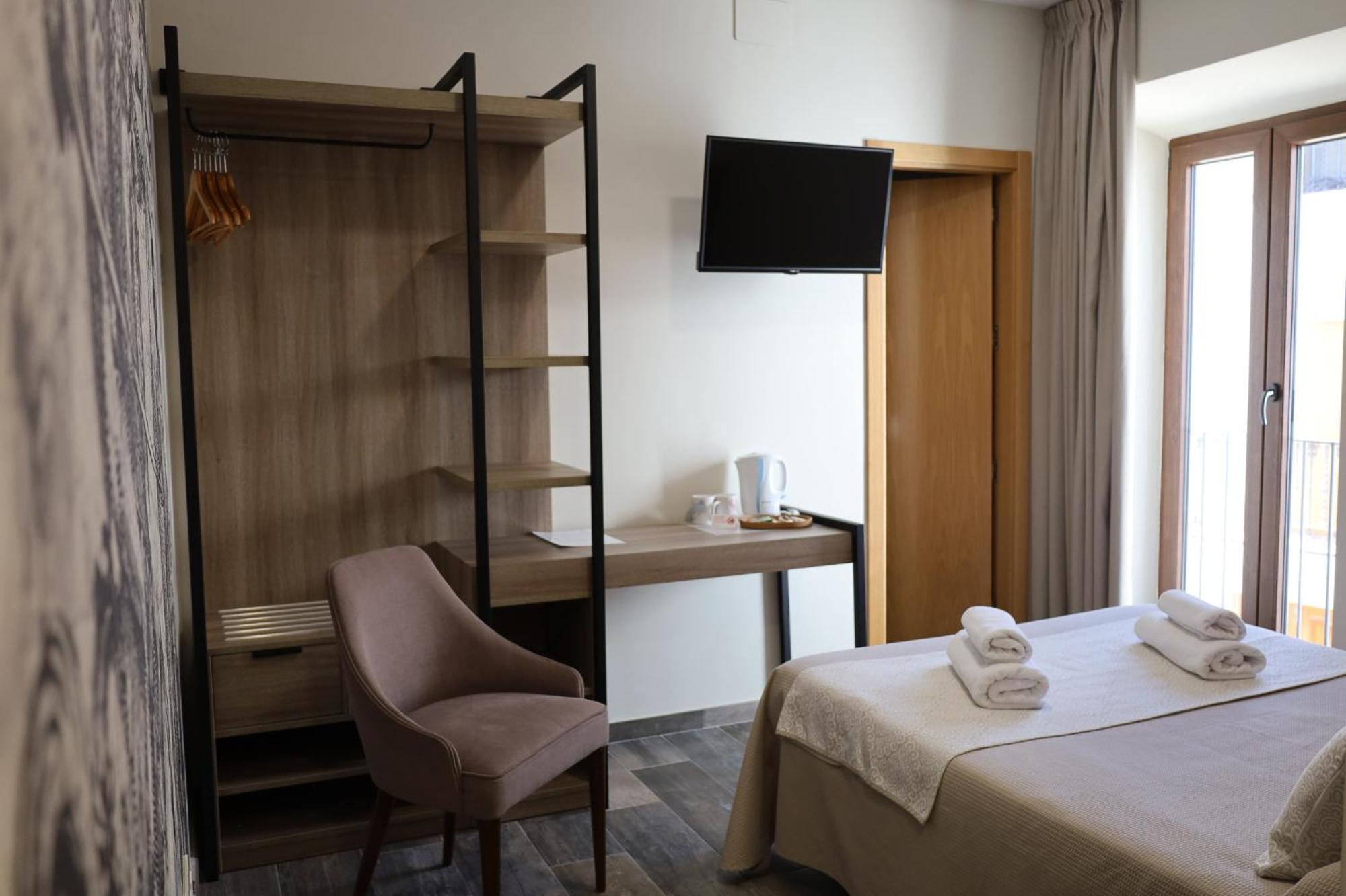Arjona Hospedium Dlj Hostal Tematico Desde La Juderia מראה חיצוני תמונה