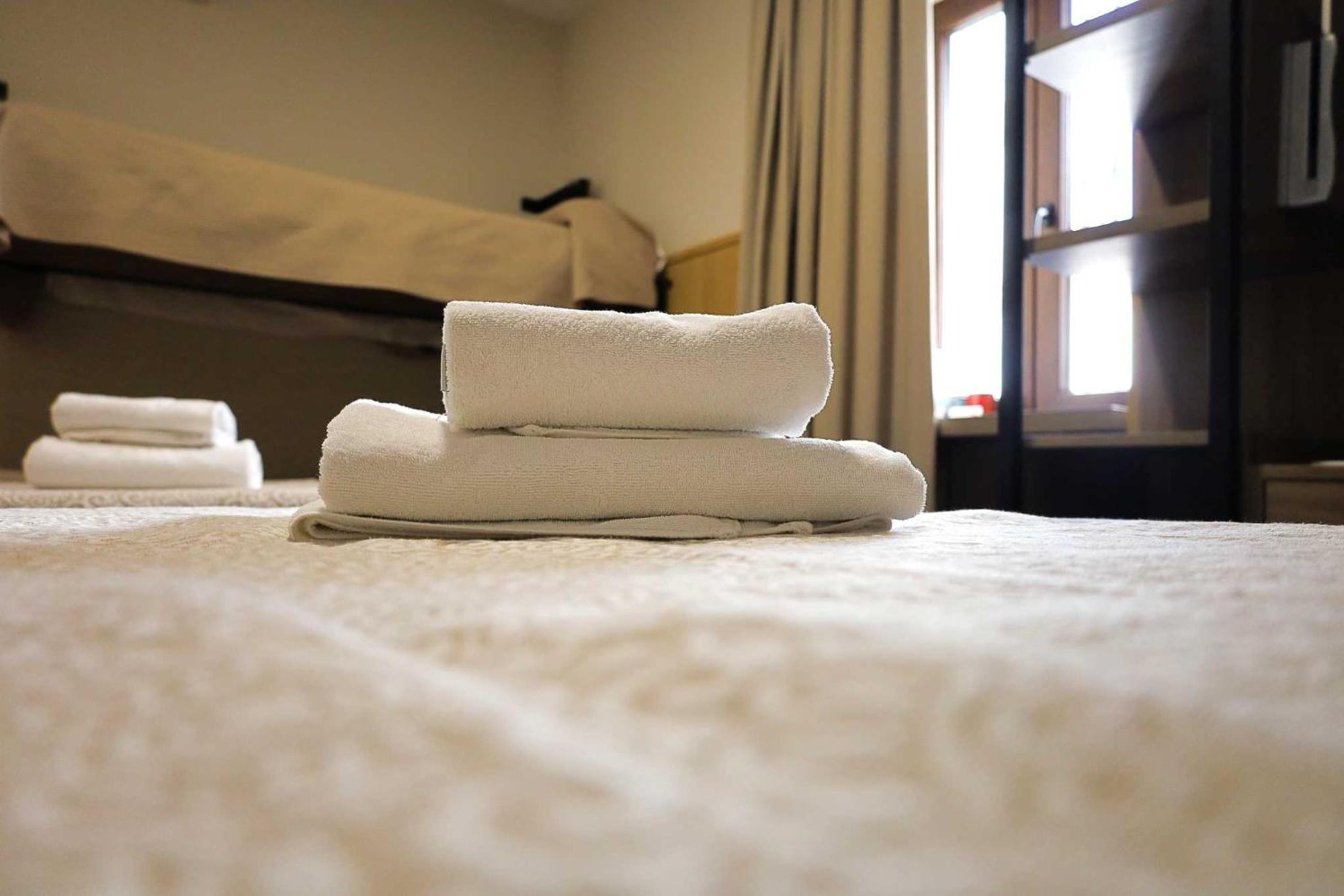 Arjona Hospedium Dlj Hostal Tematico Desde La Juderia מראה חיצוני תמונה